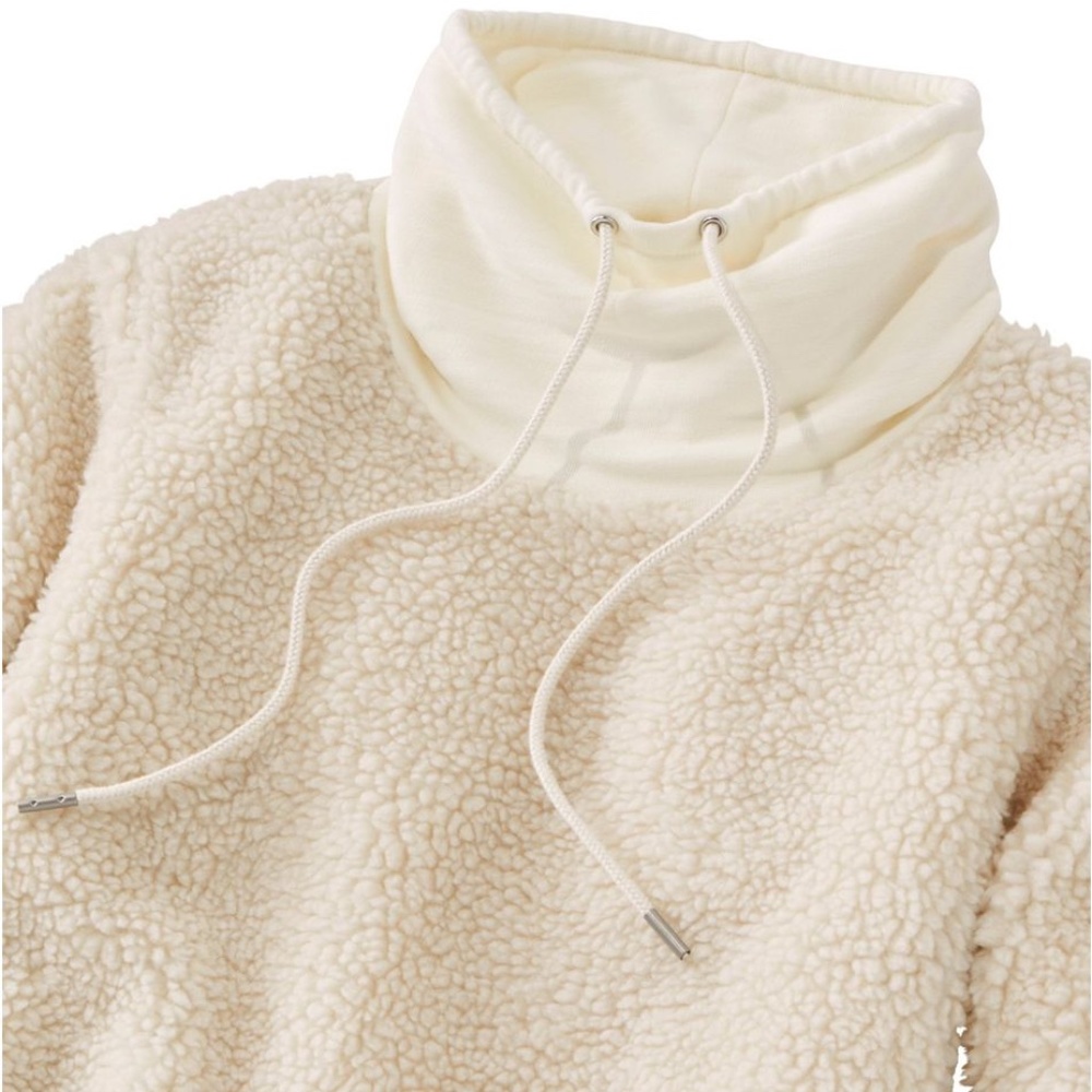 Women's Signature Sherpa Fleece Pullover - Picture 2 of 13